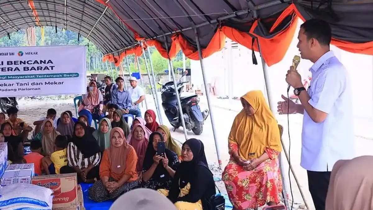 Paten Mekar Tani Salurkan Bantuan ke Huntap Asam Pulau, Wabub Padang Pariaman: Sangat Membantu